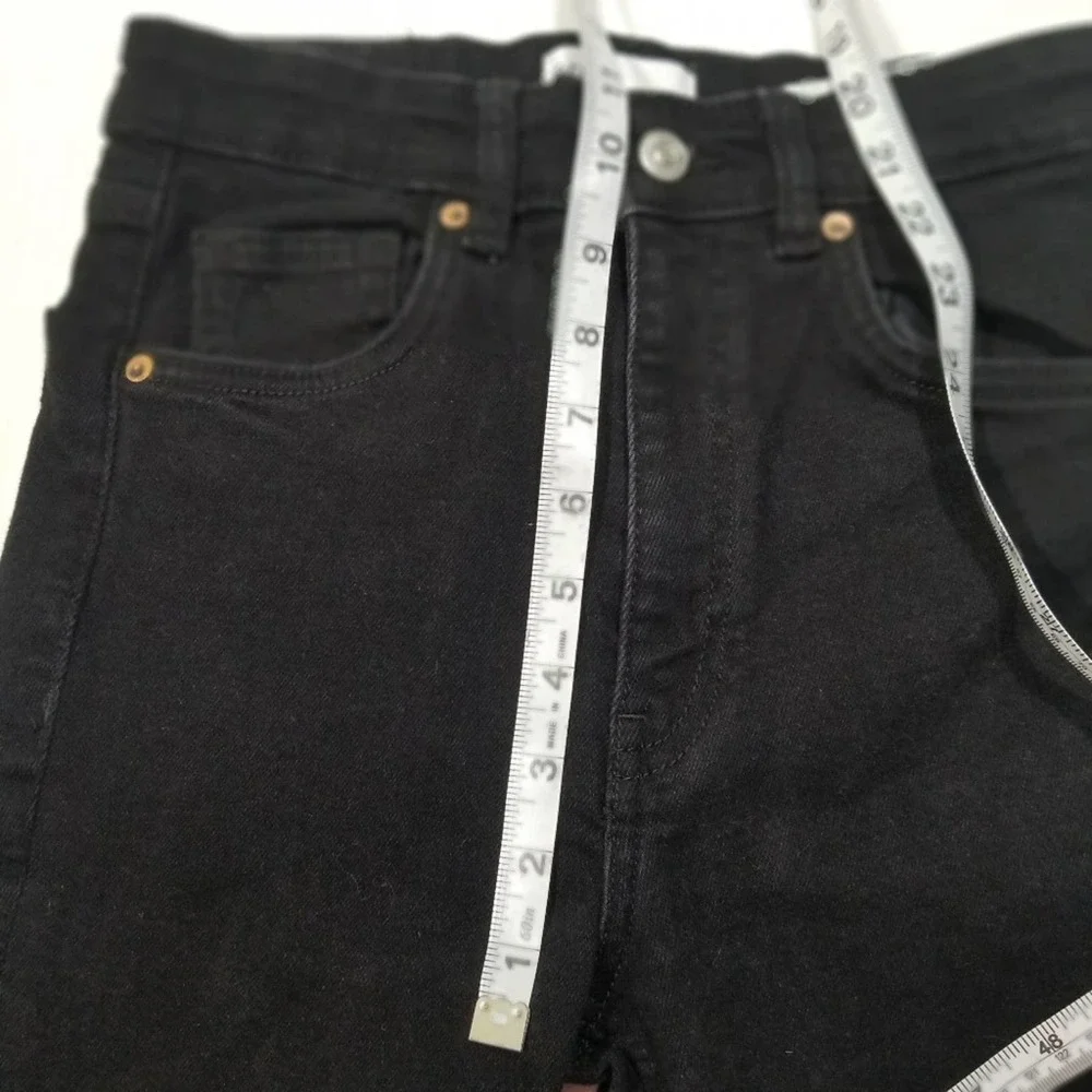 Zara cropped Jean's‎ sz 6